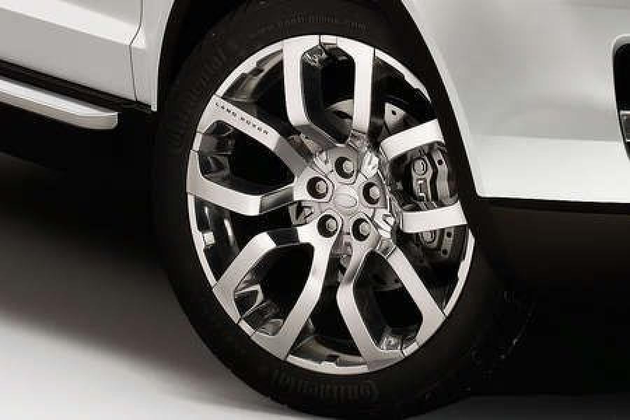  Land Rover LRX Concept 2007 года  (фото 7 из 29)